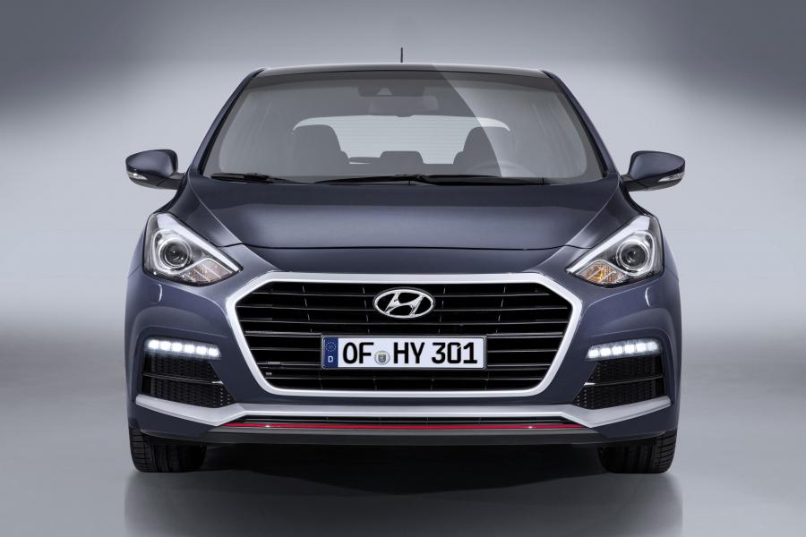  Hyundai i30 3-Door Turbo 2015 года  (фото 3 из 24)